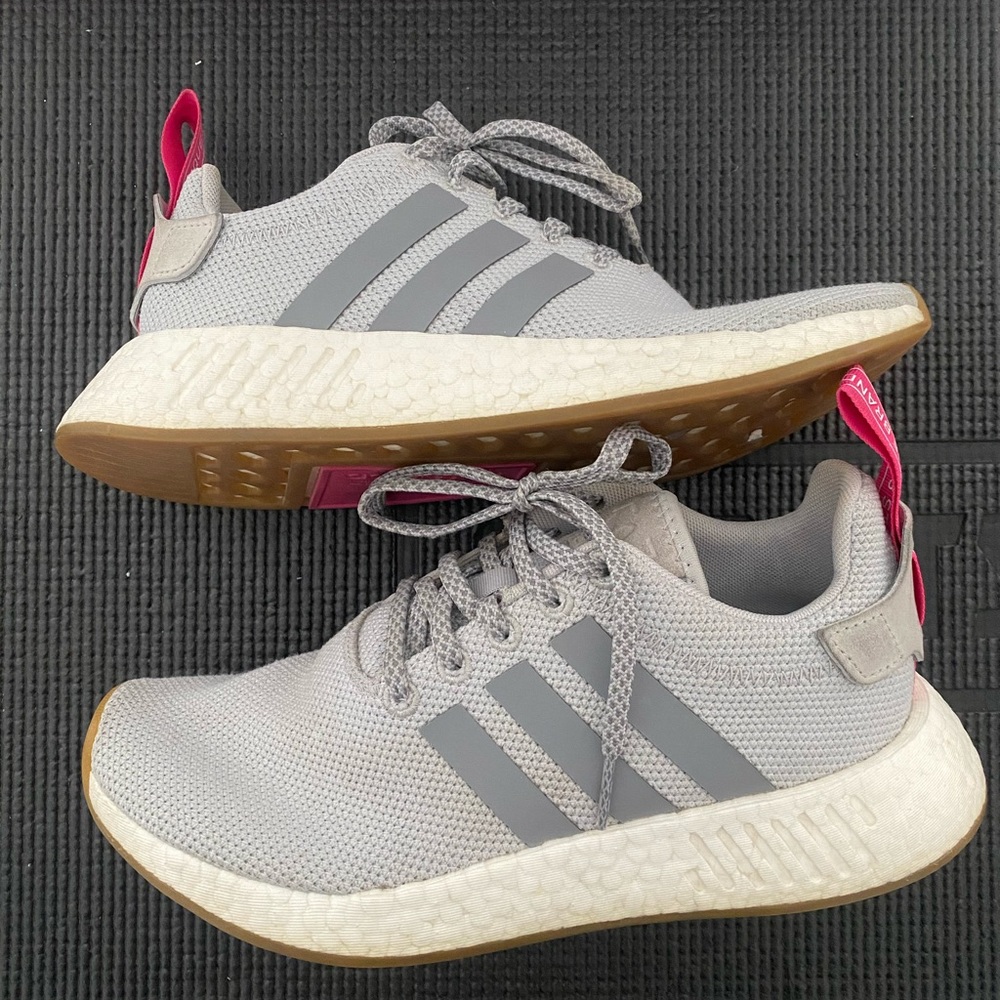 Women’s adidas nmd r1 size 7.5